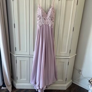 Stunning Mauve Dress in size 4.